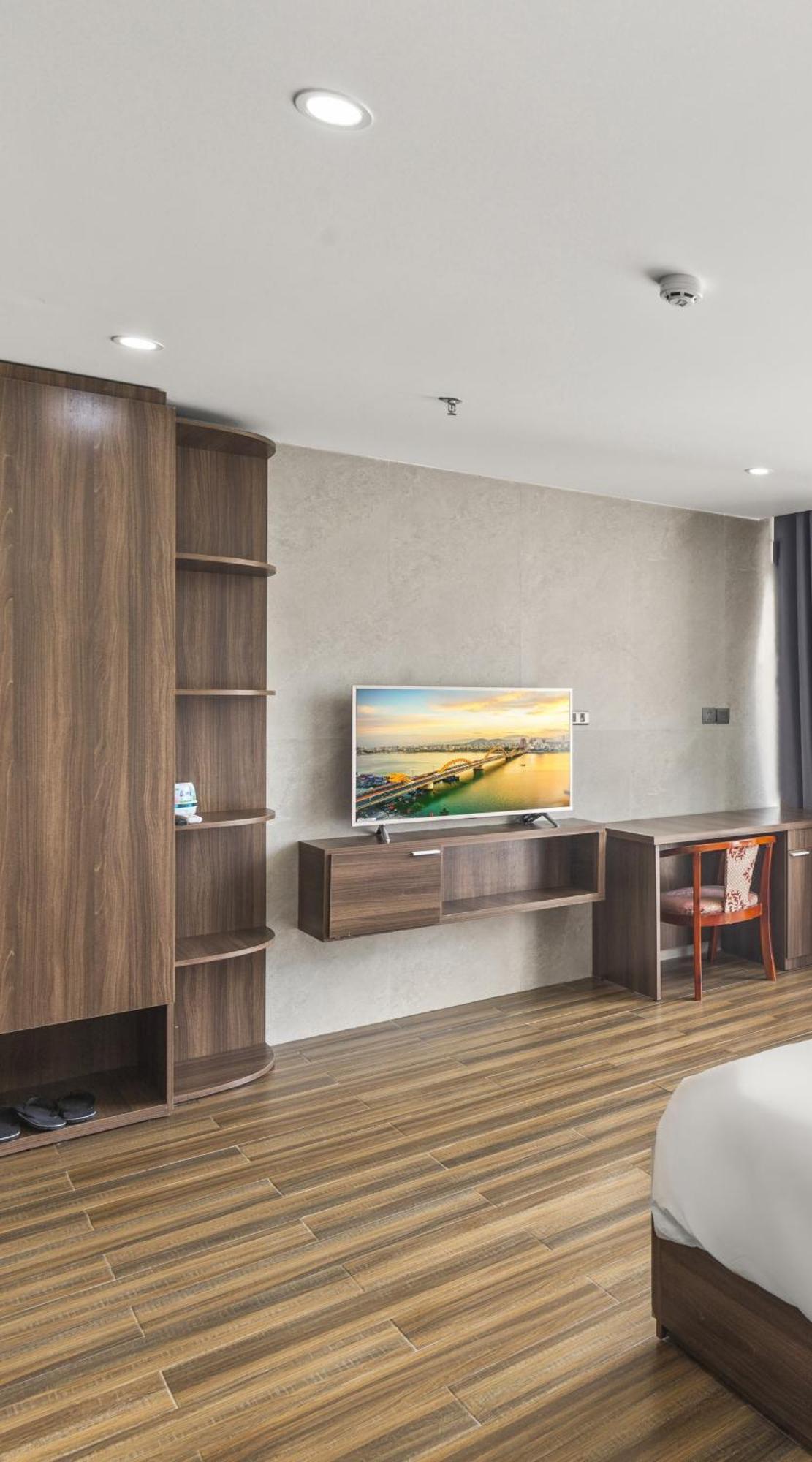 Sea Hotel & Apartment Дананг Екстер'єр фото