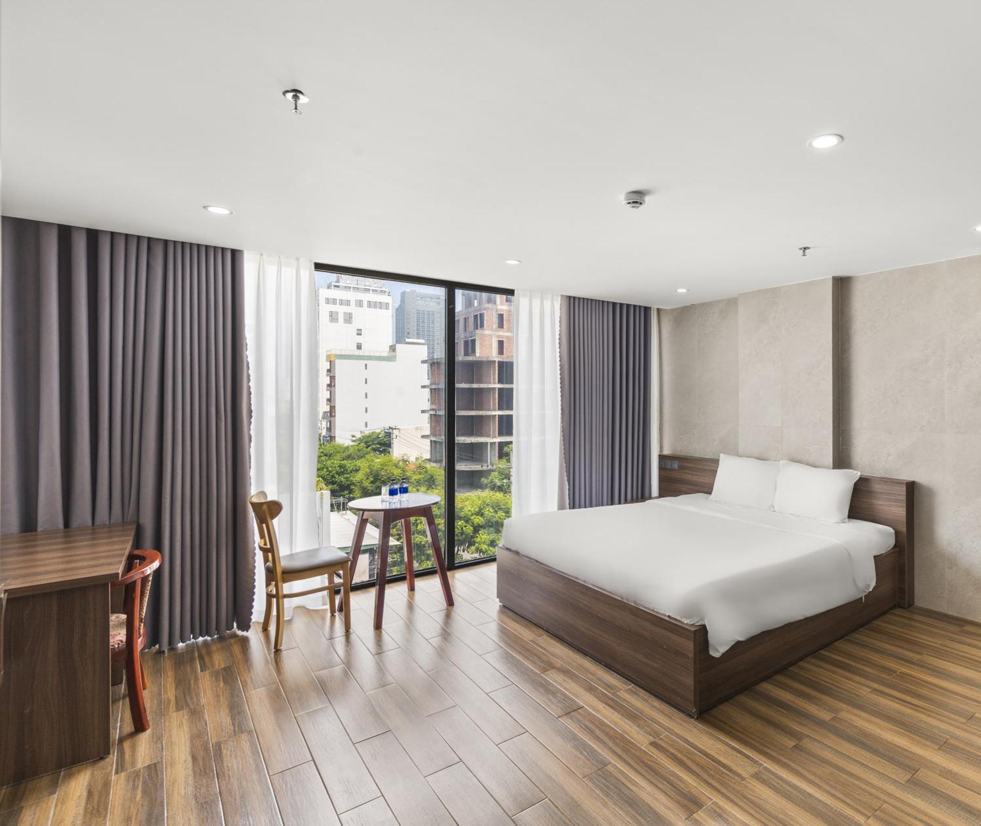 Sea Hotel & Apartment Дананг Екстер'єр фото