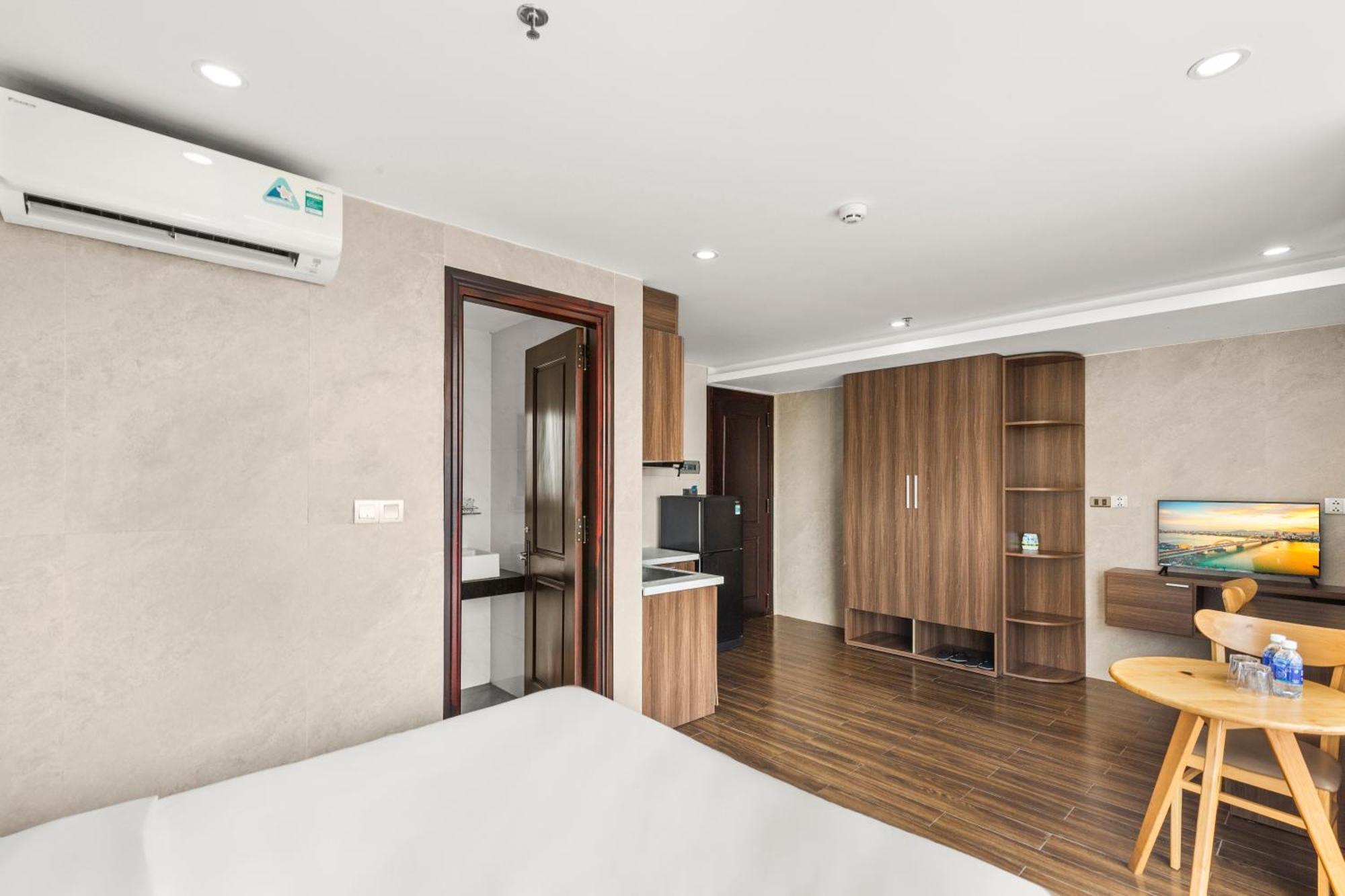 Sea Hotel & Apartment Дананг Екстер'єр фото