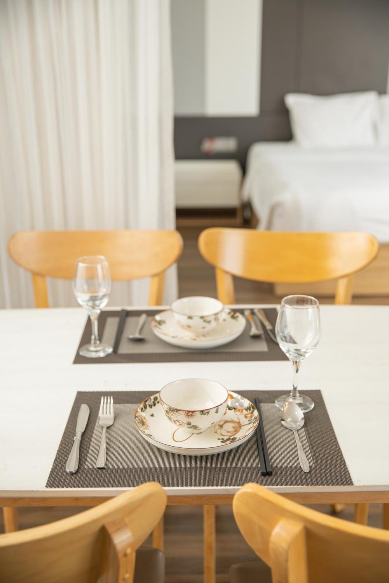 Sea Hotel & Apartment Дананг Екстер'єр фото